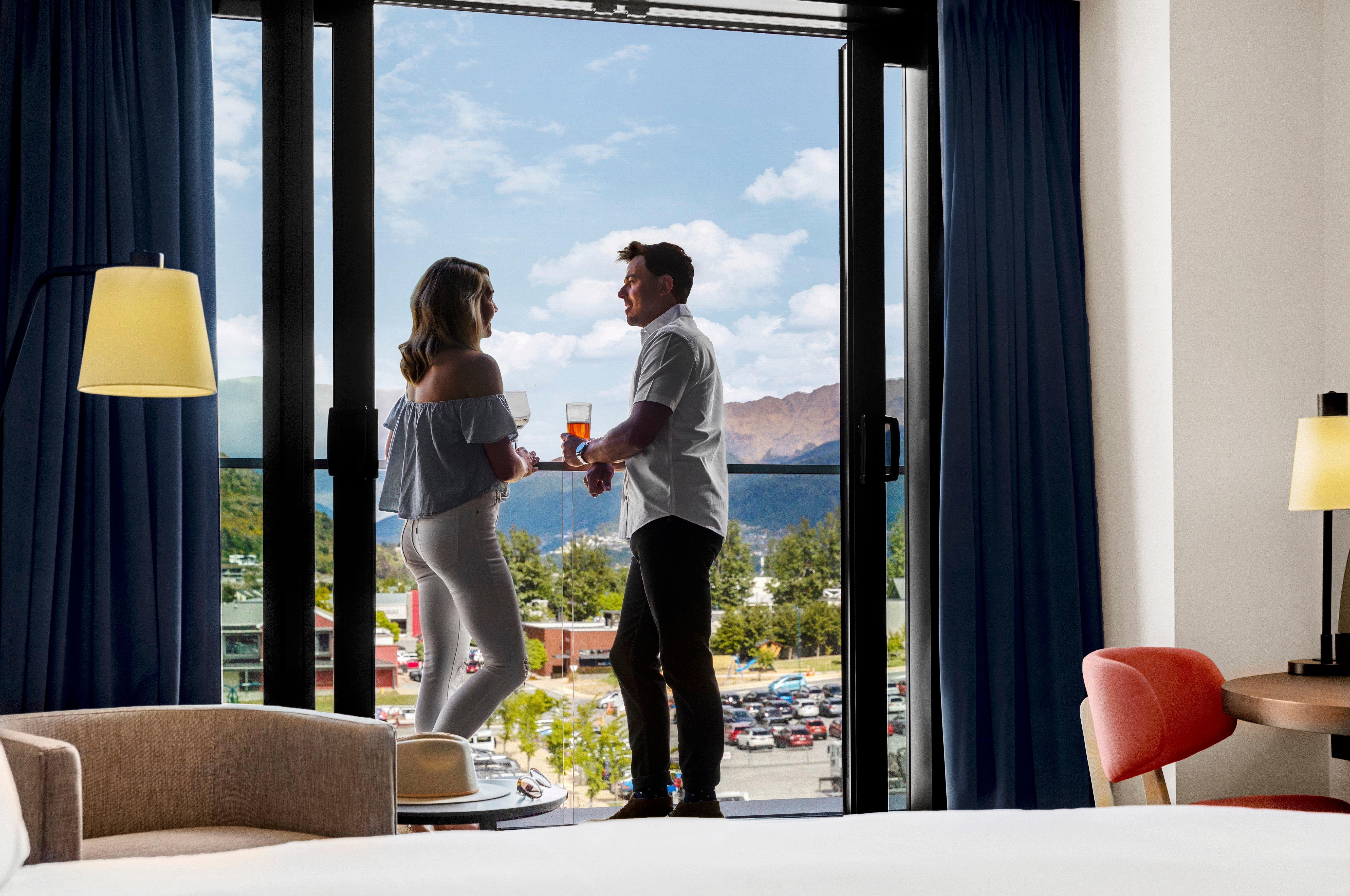 Holiday Inn Queenstown Remarkables Park Exterior foto