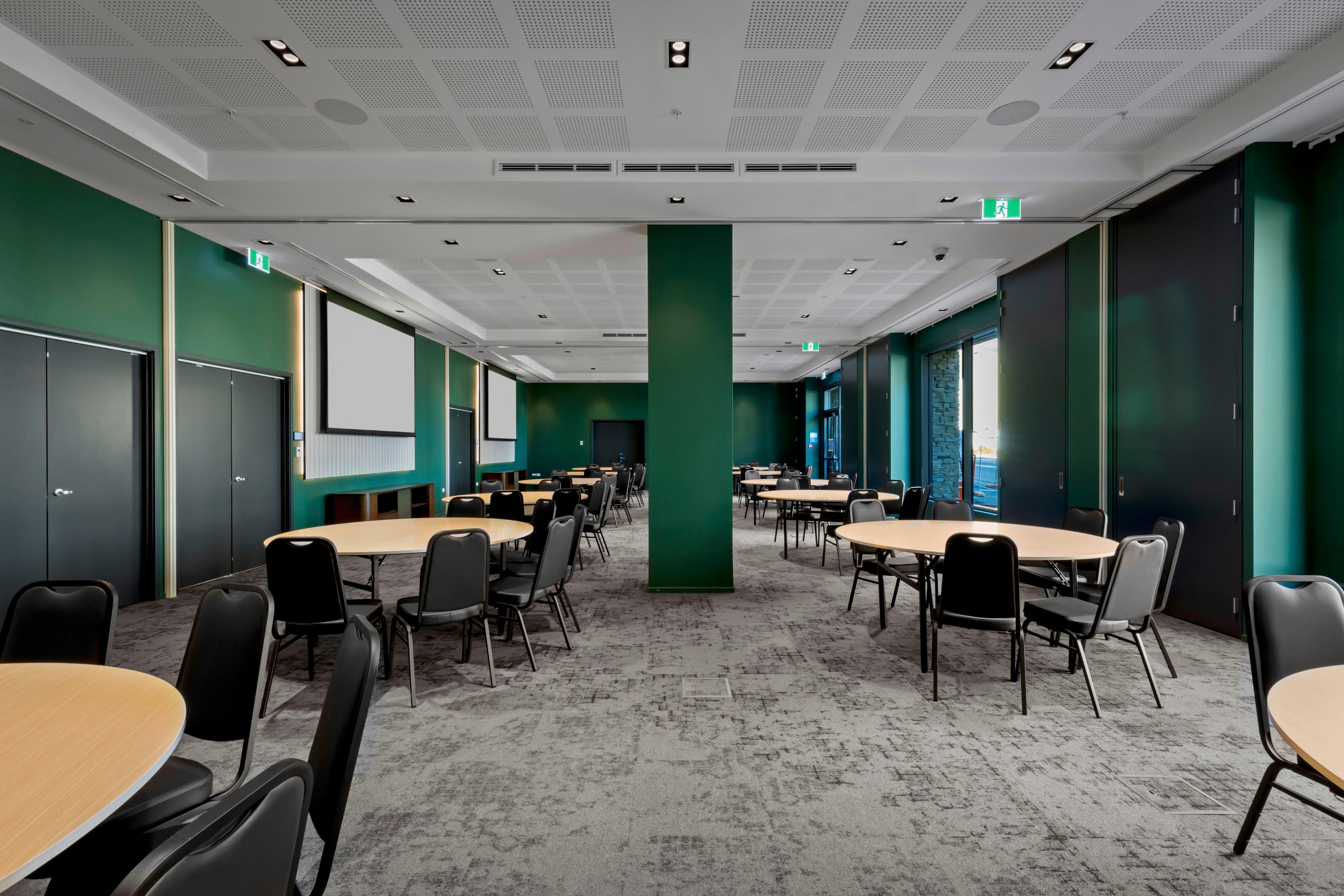 Holiday Inn Queenstown Remarkables Park Exterior foto